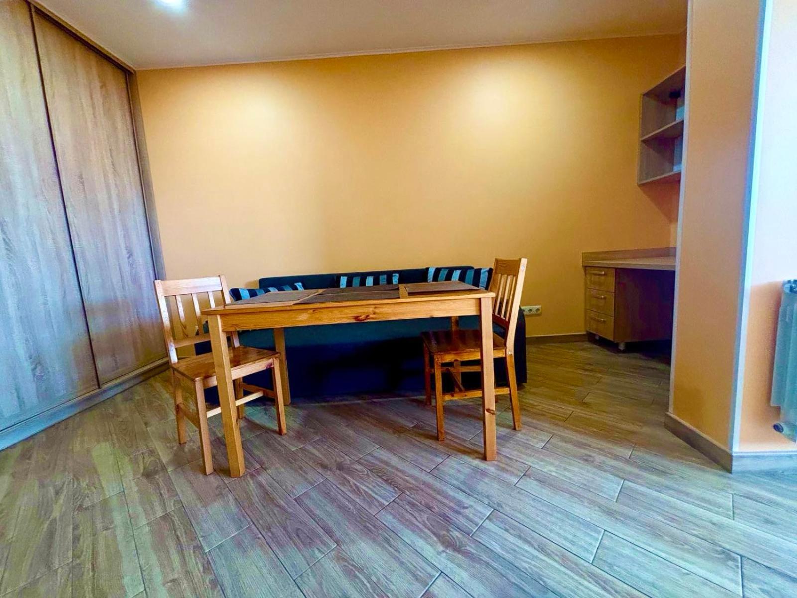 Kvartira Vozle Metro Darnitca Kiev Ngoại thất bức ảnh